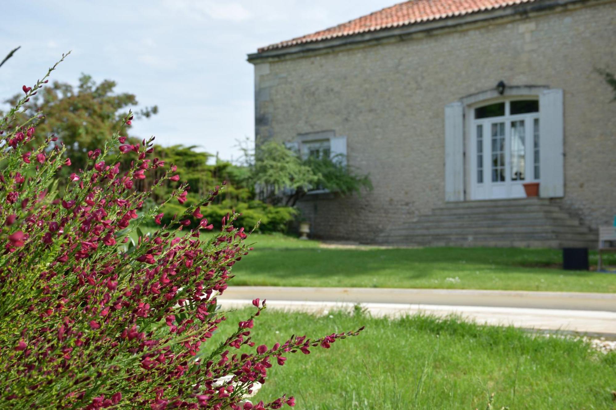 Domaine Chez Maurice Bed and Breakfast Becheresse Exteriör bild